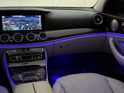 Used 2021 Mercedes-Benz E 350 4MATIC Sedan w/ Premium Package image 25