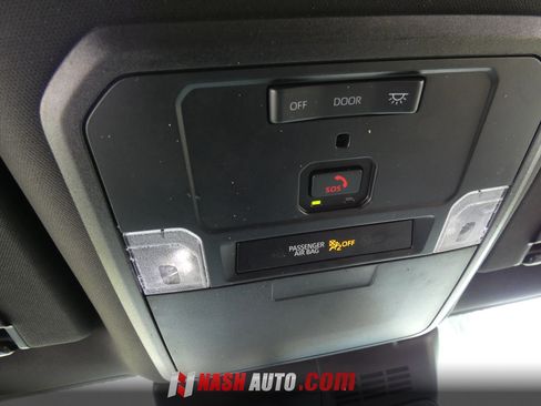 Used 2025 Toyota Tacoma TRD Sport AWD/4WD image 76