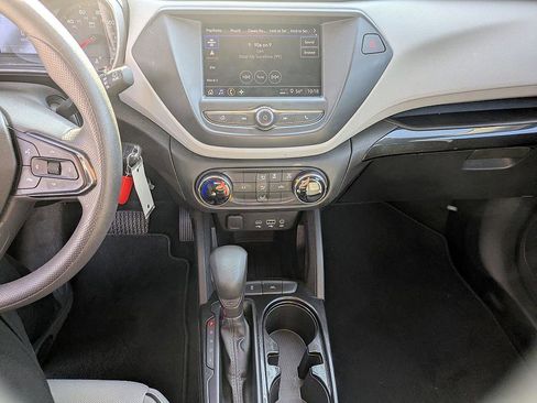 Used 2022 Chevrolet TrailBlazer LS image 22