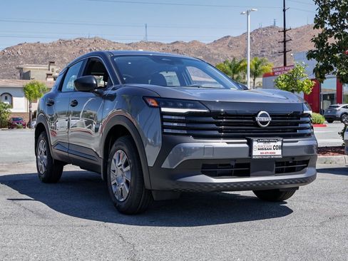New 2026 Nissan Kicks S FWD image 2