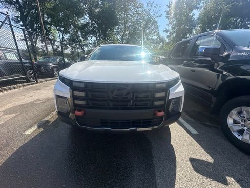 Certified 2025 Hyundai Santa Cruz XRT AWD/4WD image 2