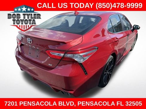 Used 2019 Toyota Camry SE w/ Convenience Package image 1