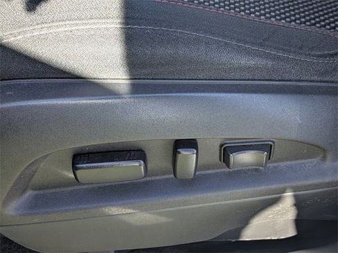 Used 2016 GMC Terrain SLE image 22