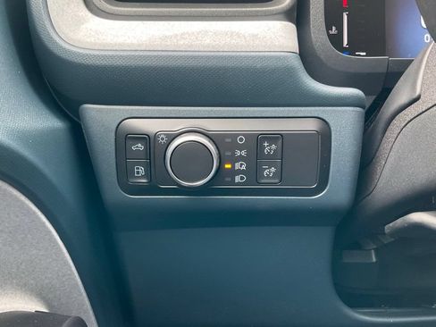 New 2026 Ford Maverick XLT w/ XLT Luxury Package FWD image 41