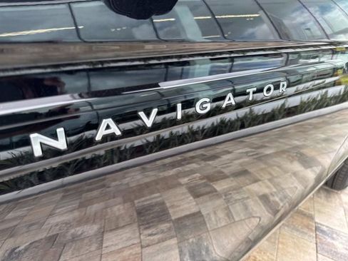 New 2025 Lincoln Navigator Black Label image 8
