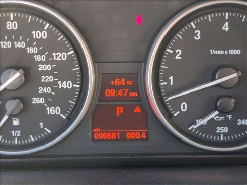 Used 2007 BMW 335i Sedan image 11