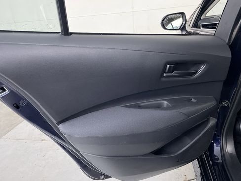 Used 2022 Toyota Corolla LE image 18