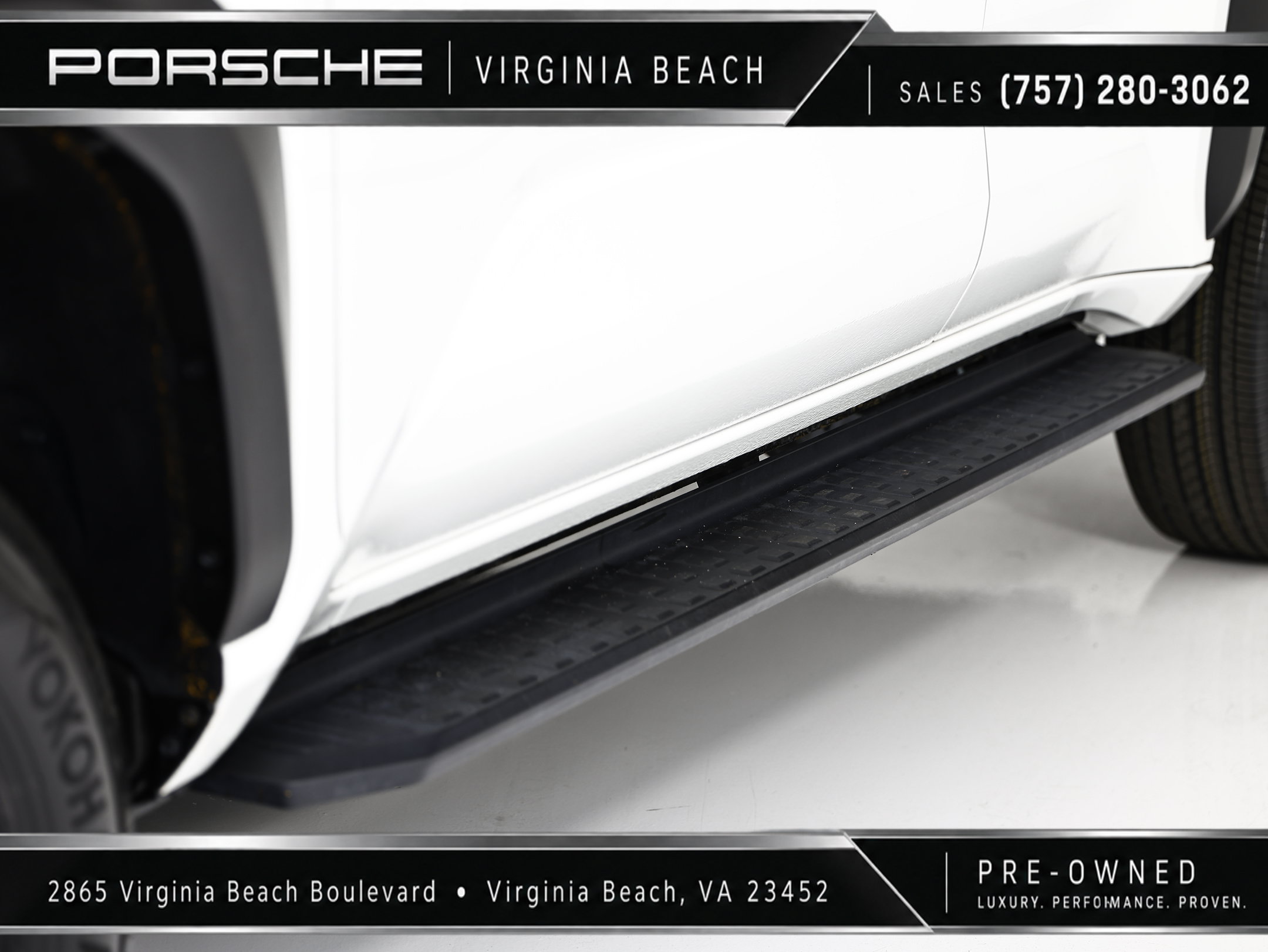 Used 2025 Toyota 4Runner SR5 AWD/4WD image 10