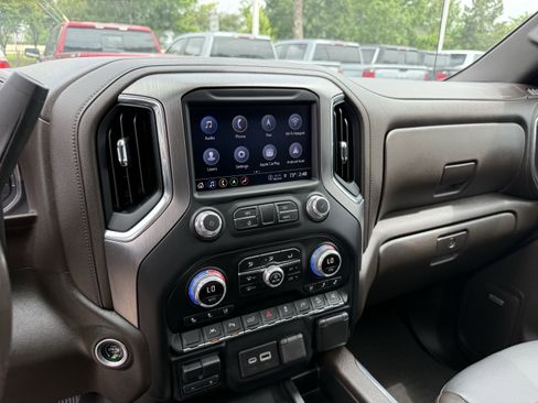 Used 2022 GMC Sierra 1500 Denali w/ Denali Premium Package AWD/4WD image 19
