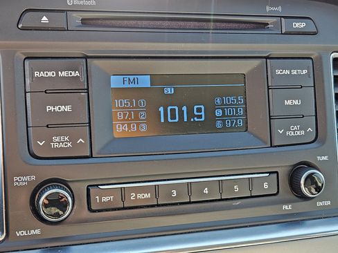 Used 2017 Hyundai Sonata SE image 22