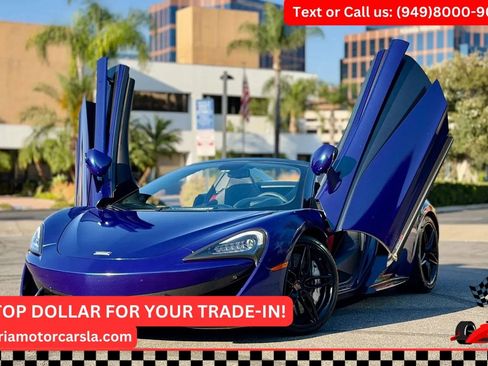 Used 2018 McLaren 570S Spider image 1