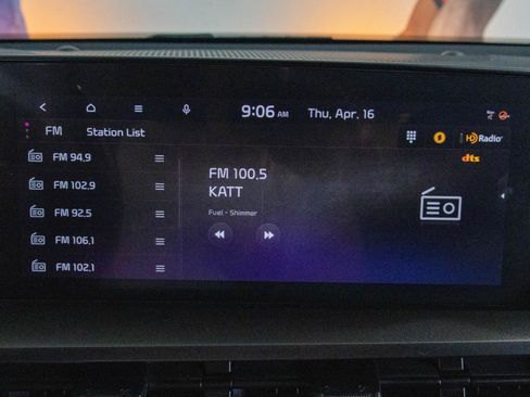 Used 2025 Kia Telluride S image 9