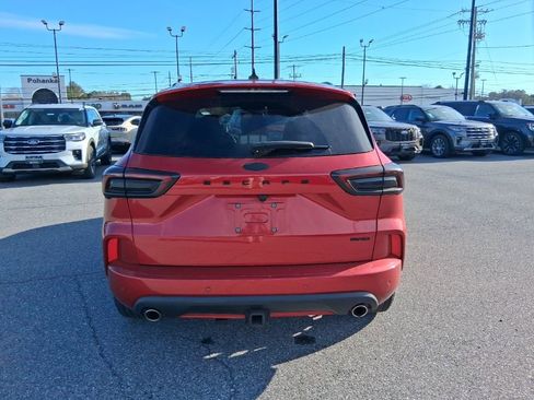 Used 2023 Ford Escape ST-Line Elite w/ Premium Technology Package image 6