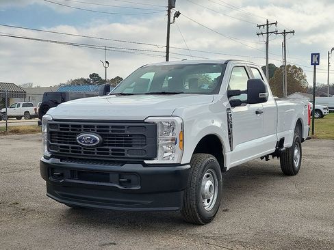 New 2026 Ford F350 XL image 2