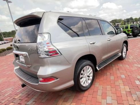 Used 2023 Lexus GX 460 Premium AWD/4WD image 9