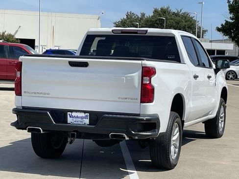 Used 2024 Chevrolet Silverado 1500 Custom Trail Boss AWD/4WD image 4