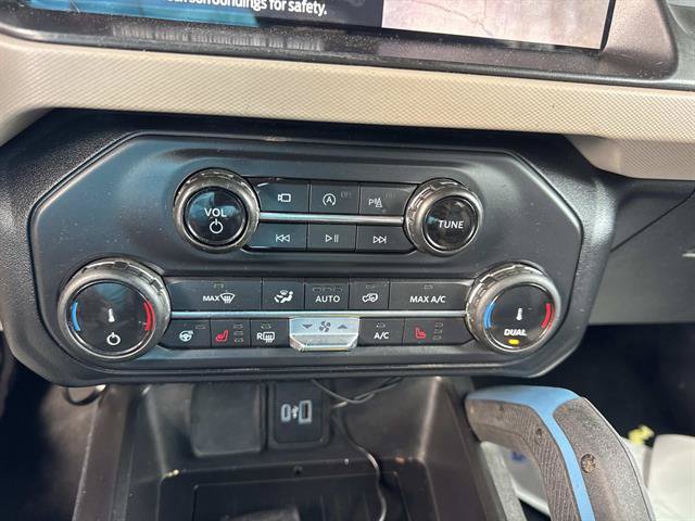 Certified 2022 Ford Bronco Wildtrak AWD/4WD image 15