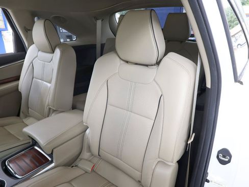 Used 2017 Acura MDX SH-AWD w/ Advance Package image 22
