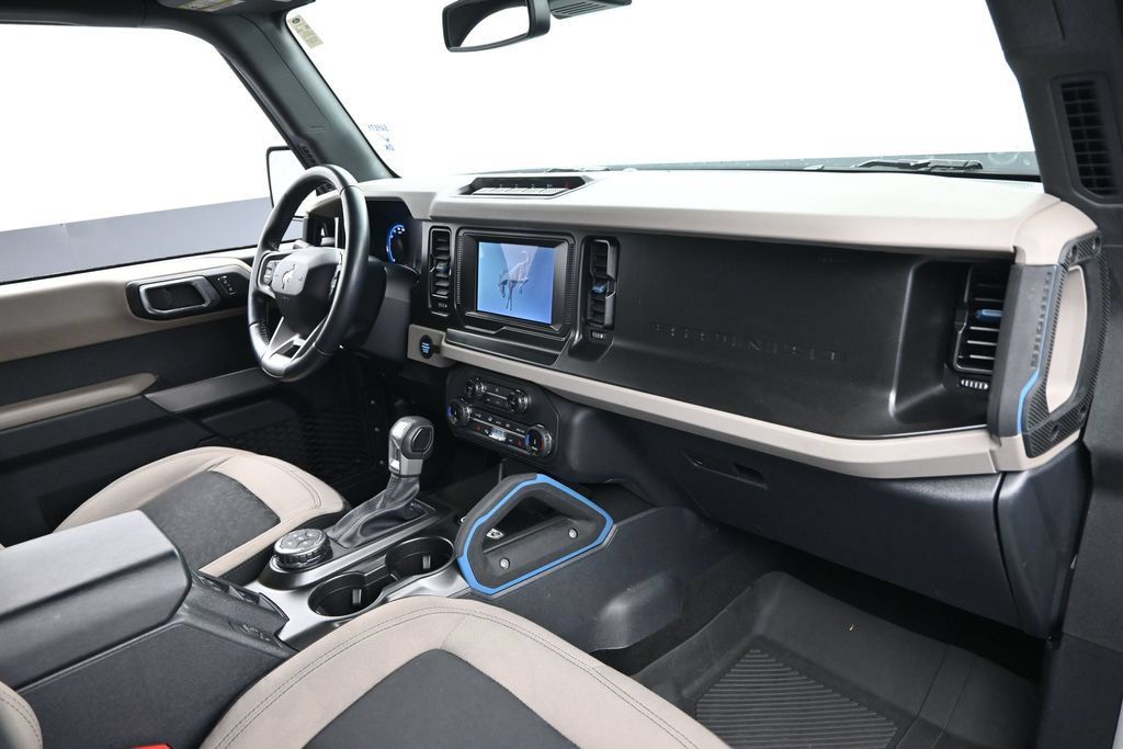Used 2022 Ford Bronco Wildtrak AWD/4WD image 26
