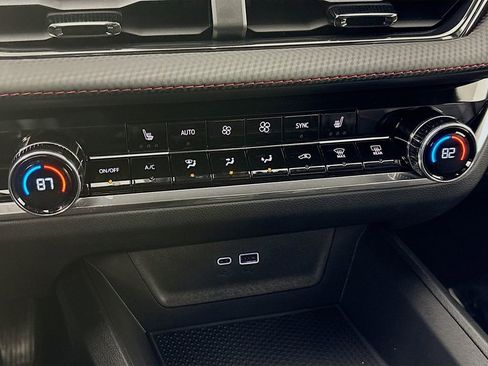 New 2026 Chevrolet Equinox RS image 16