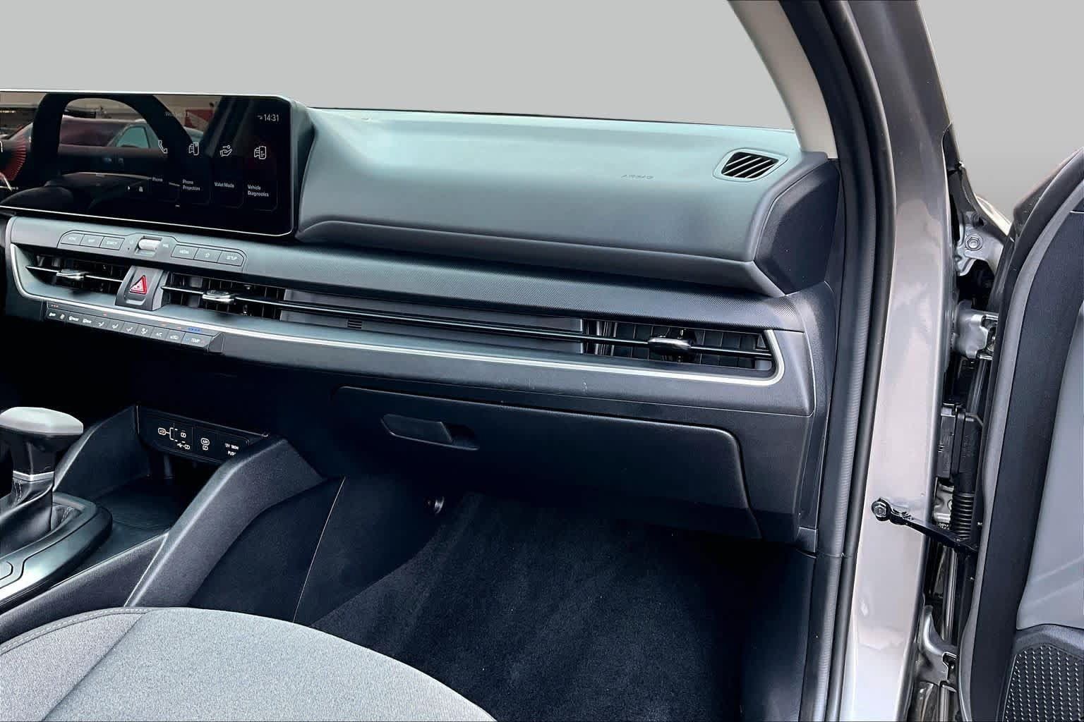 Used 2025 Kia K4 FWD image 19