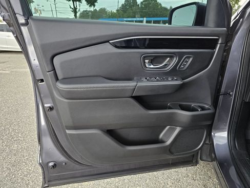 Used 2024 Honda Pilot EX-L image 13