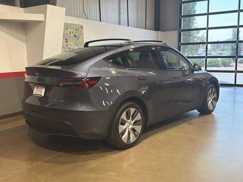 Used 2023 Tesla Model Y Long Range AWD/4WD image 70