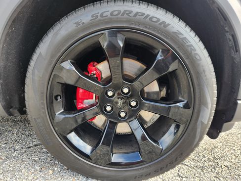 Used 2020 Ford Explorer ST w/ ST High-Performance Pack AWD/4WD image 22
