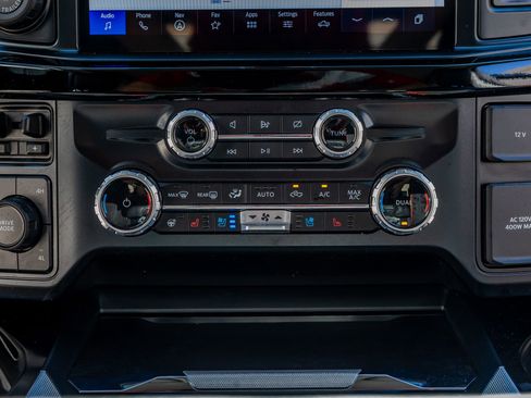 Used 2024 Ford F250 Lariat w/ Lariat Ultimate Package image 25