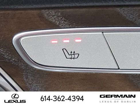Used 2018 Mercedes-Benz GLC 300 4MATIC image 33