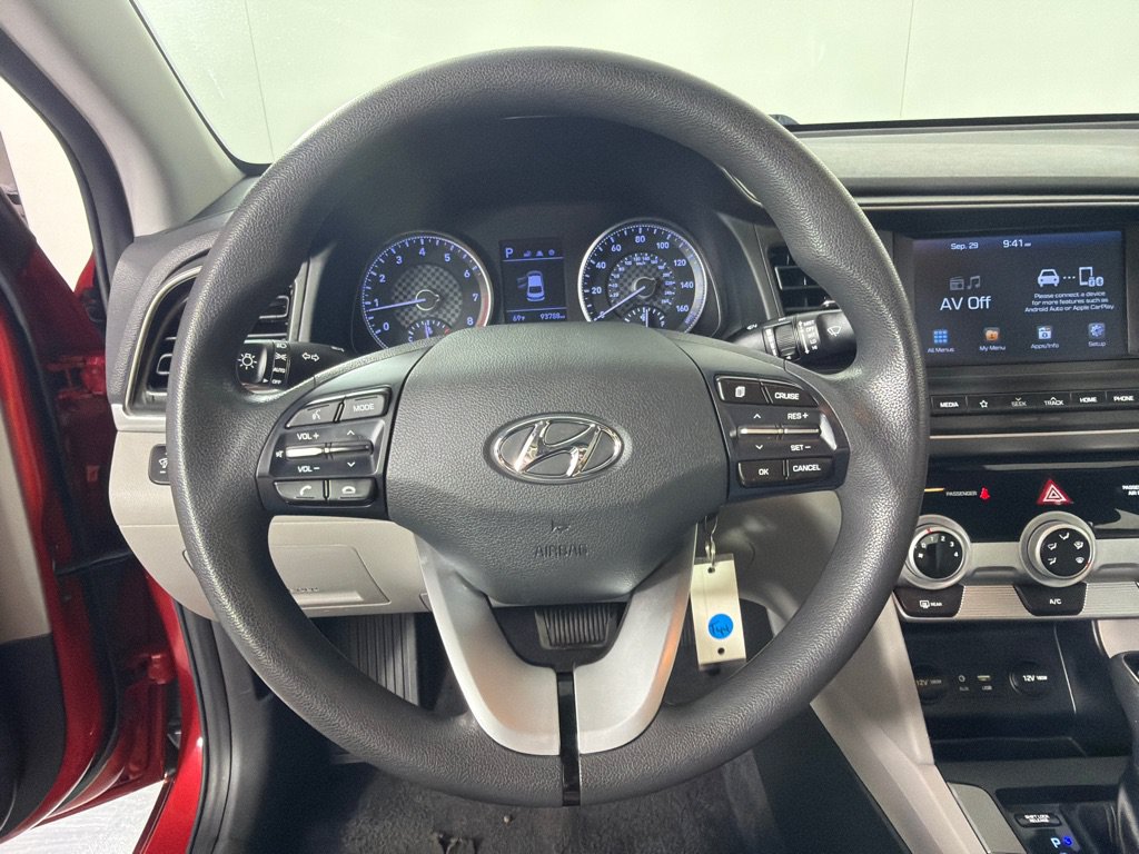 Used 2019 Hyundai Elantra SEL FWD image 11
