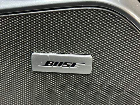 Used 2018 Cadillac Escalade ESV Luxury image 43