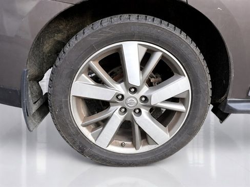 Used 2015 Nissan Pathfinder Platinum w/ Family Entertainment Package AWD/4WD image 31