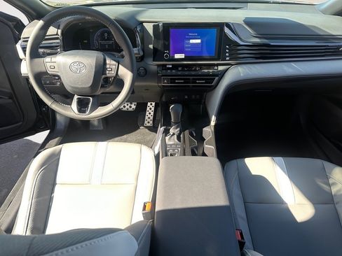 New 2026 Toyota Camry SE image 10