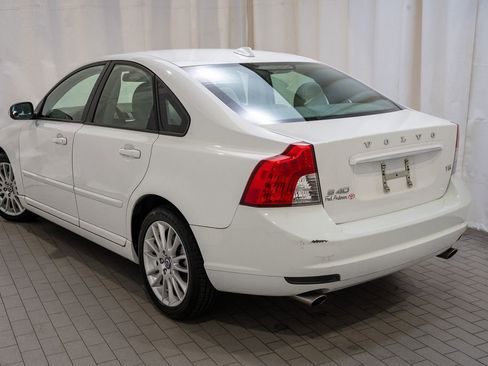 Used 2011 Volvo S40 T5 image 3