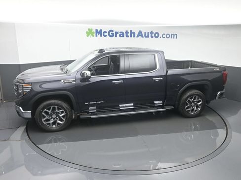 Used 2025 GMC Sierra 1500 SLT w/ SLT Premium Plus Package AWD/4WD image 29