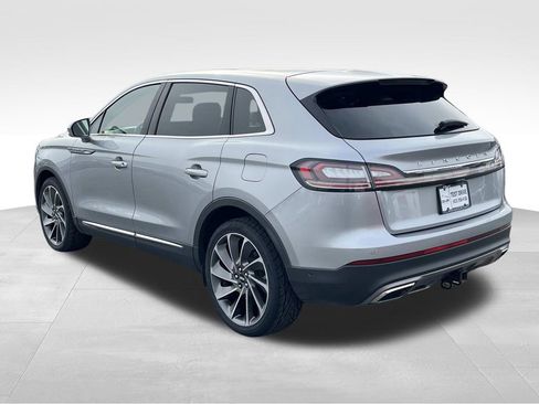 Used 2021 Lincoln Nautilus Reserve w/ Equipment Group 202A image 6