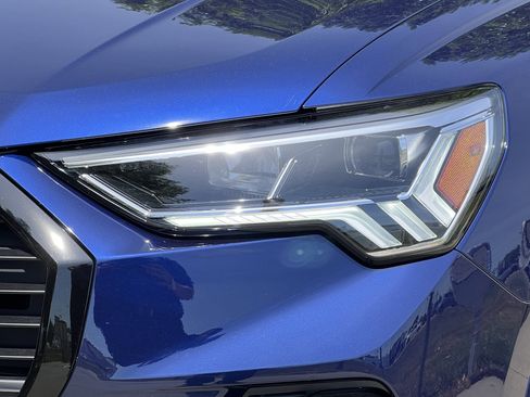 Certified 2025 Audi Q3 2.0T Premium w/ Convenience Package AWD/4WD image 7