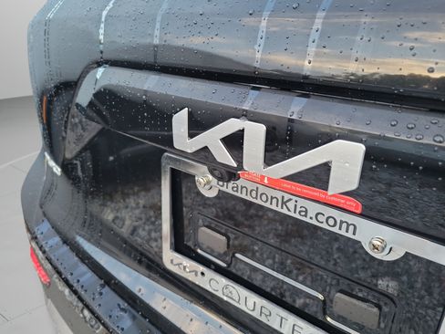 New 2026 Kia Niro EX FWD image 31