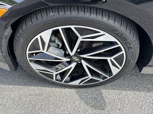 Used 2023 Hyundai Ioniq 6 Limited RWD image 11
