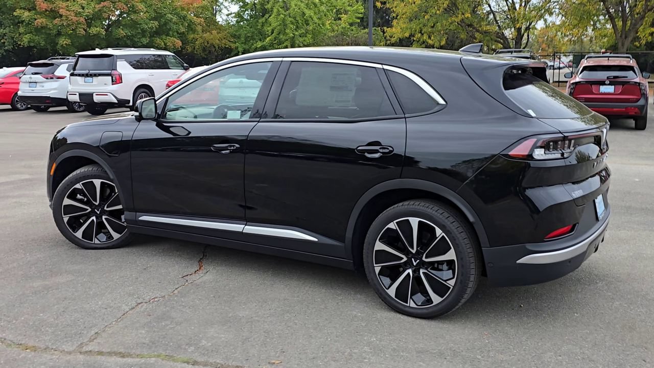 New 2025 VinFast VF 8 Plus AWD/4WD image 6