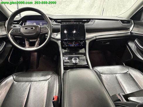 Used 2022 Jeep Grand Cherokee L Limited AWD/4WD image 6