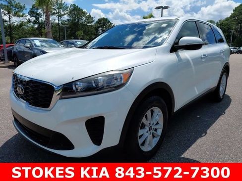Used 2019 Kia Sorento FWD image 1