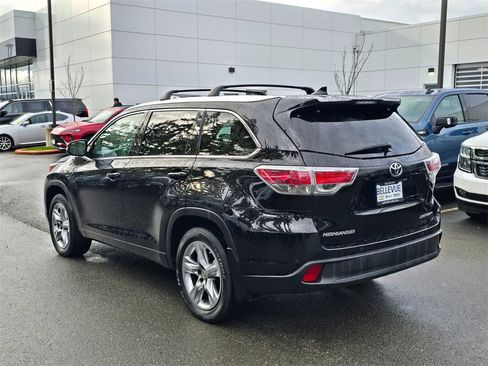 Used 2015 Toyota Highlander Limited Platinum image 35