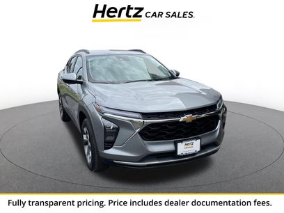 Used 2025 Chevrolet Trax LT