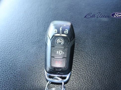 Used 2017 Ford F150 Lariat image 11