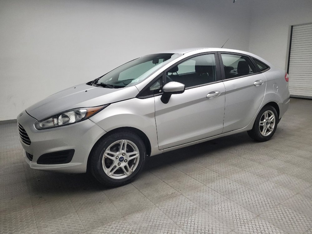 Used 2019 Ford Fiesta SE FWD image 2