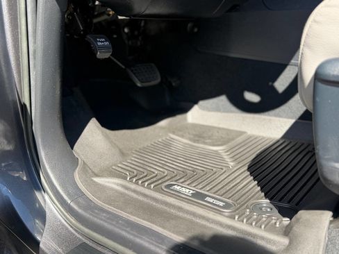 Used 2017 Toyota Tundra Limited image 86