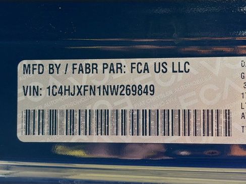 Used 2022 Jeep Wrangler Unlimited Rubicon w/ Cold Weather Group image 38