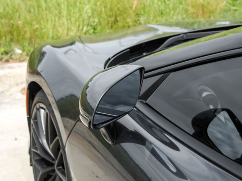 Used 2021 McLaren GT RWD image 28